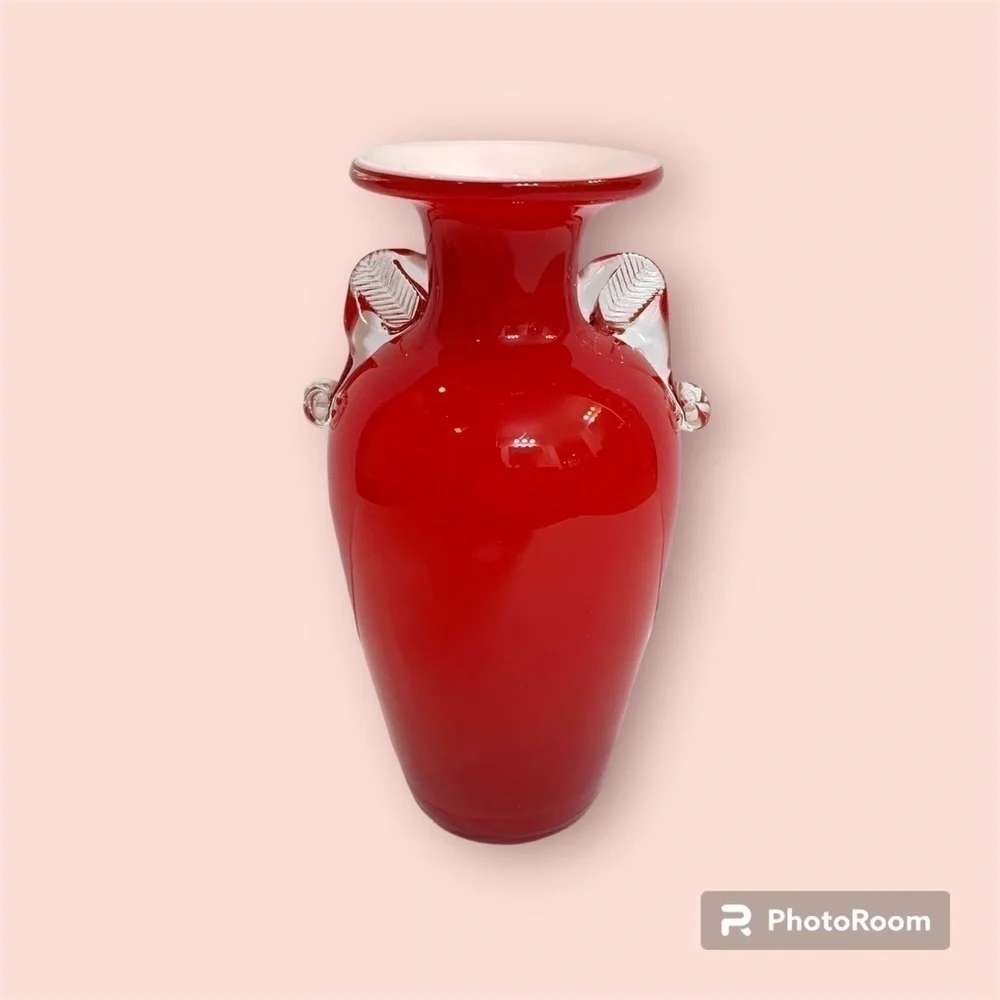 Dalian Snowflake Company Art Glass Blown Red & White 8